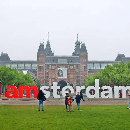 Apartman Heart Station *